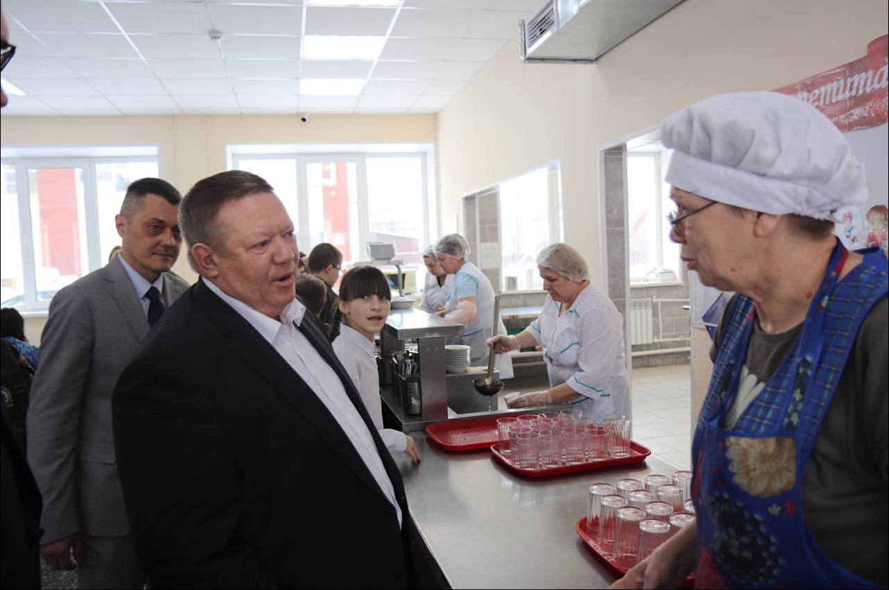 Николай Панков посетил балашовскую школу после возбуждения уголовного дела